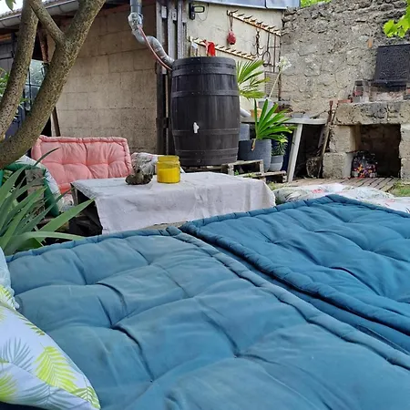 Appartement Maison Familiale Avec Jardin